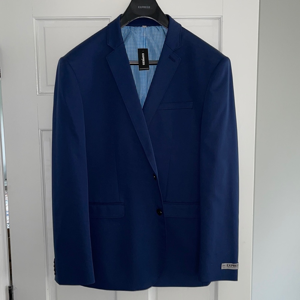 Express Photographer fitted suit new